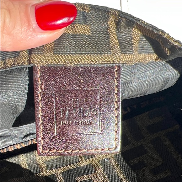 Fendi Small Tobacco Zucca with Metal FF Clasp - Picture 5 of 8